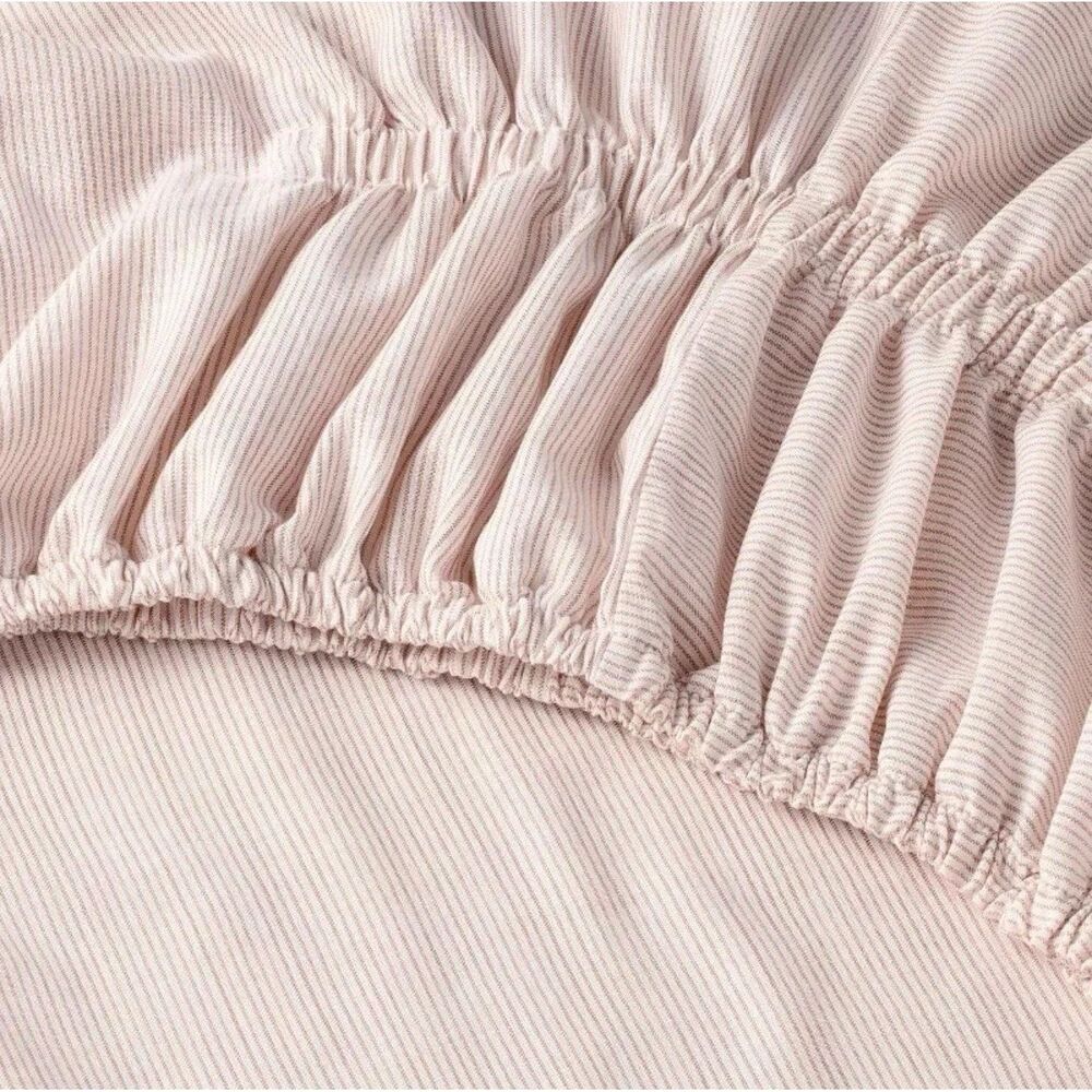 4pc King Micro Stripe Sheet Set Rust - Hearth & Hand with Magnolia. NWT. - Picture 4 of 8